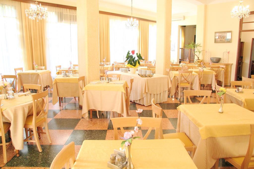 Hotel B&B Risorta Abano Terme Exterior foto
