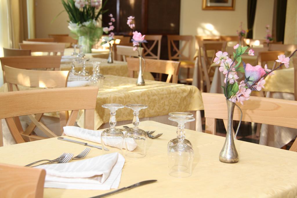 Hotel B&B Risorta Abano Terme Exterior foto